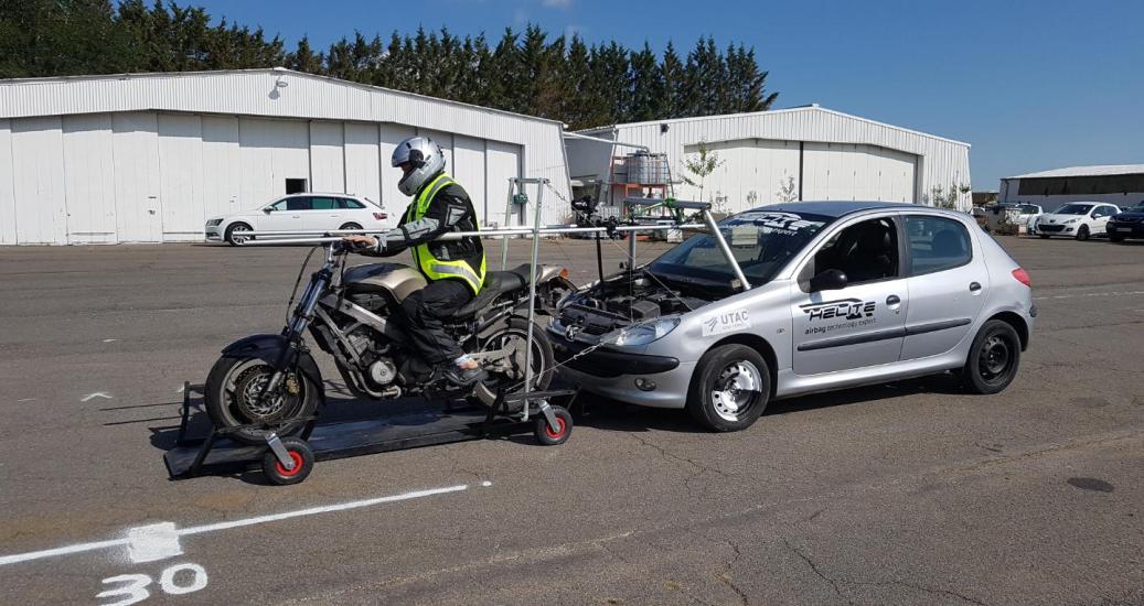 crash test moto