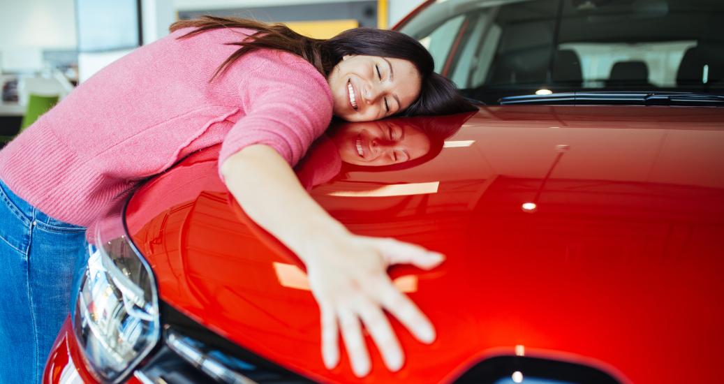 Les femmes aussi aiment la voiture !