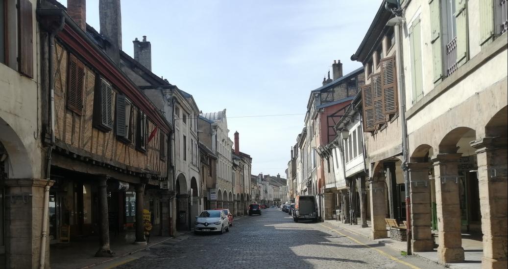 Les arcades de Louhans