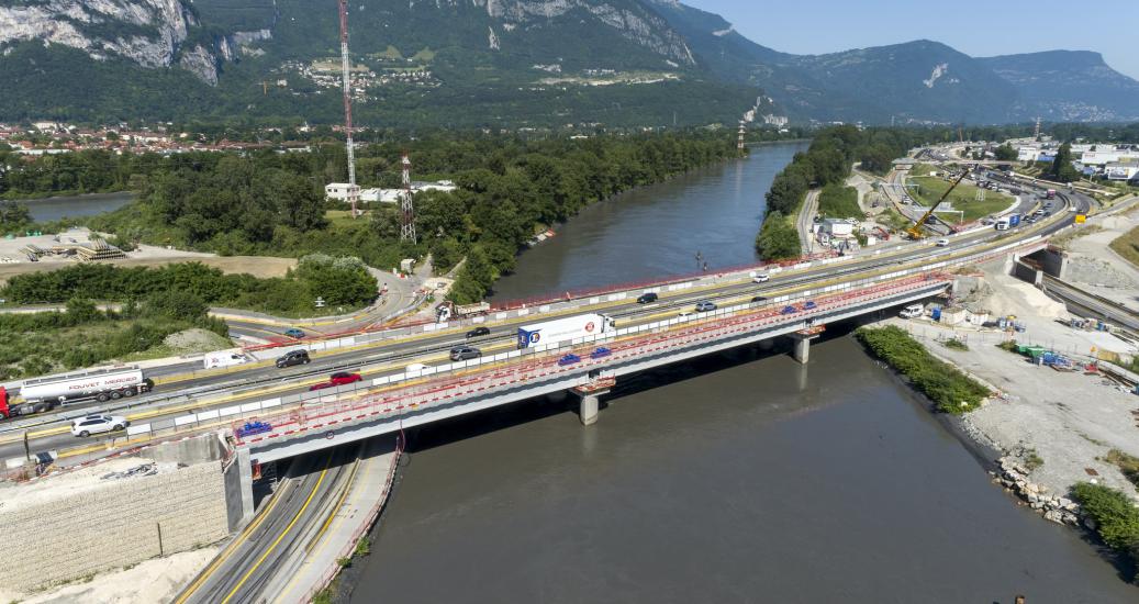 Le viaduc de l"Isère