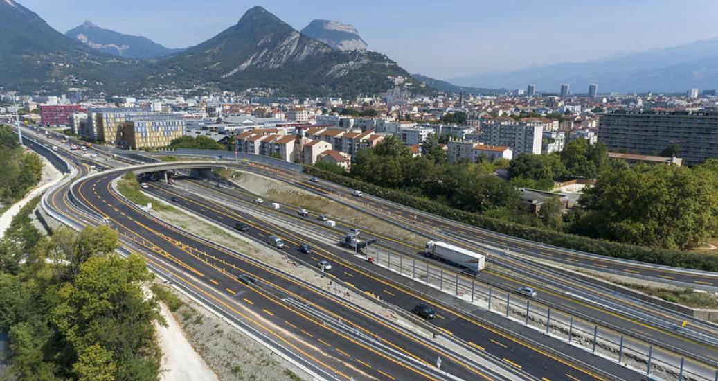 L'A480 au niveau du diffuseur de Grenoble centre