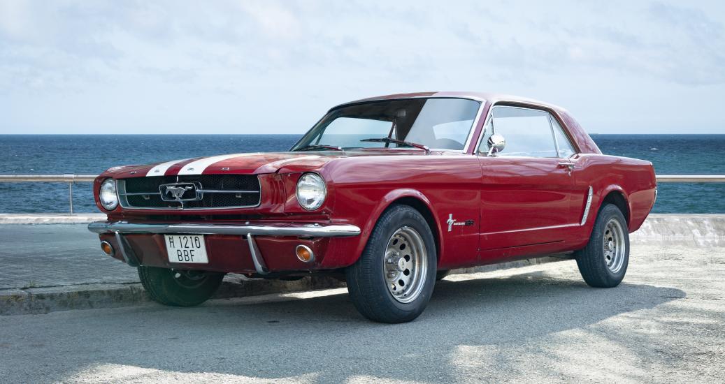 Ford Mustang rouge