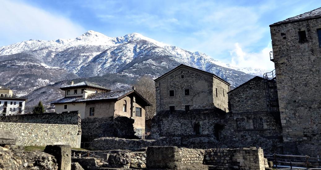 Les remparts de la ville d'Aoste