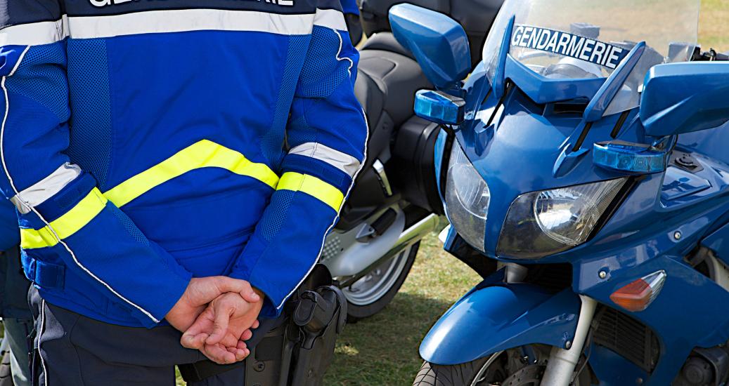 gendarmes-moto-sécurité-route-autoroute