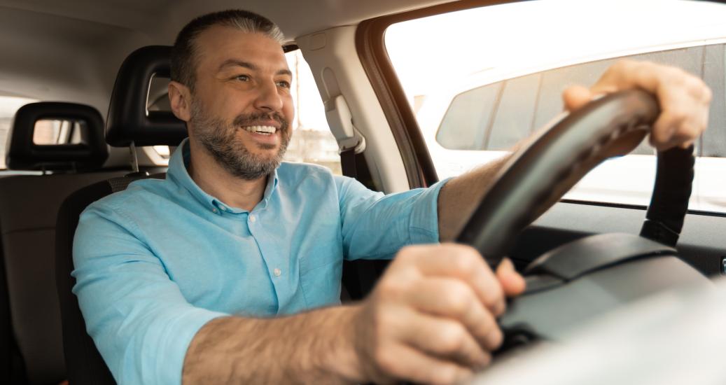 Un conducteur se rendant au travail