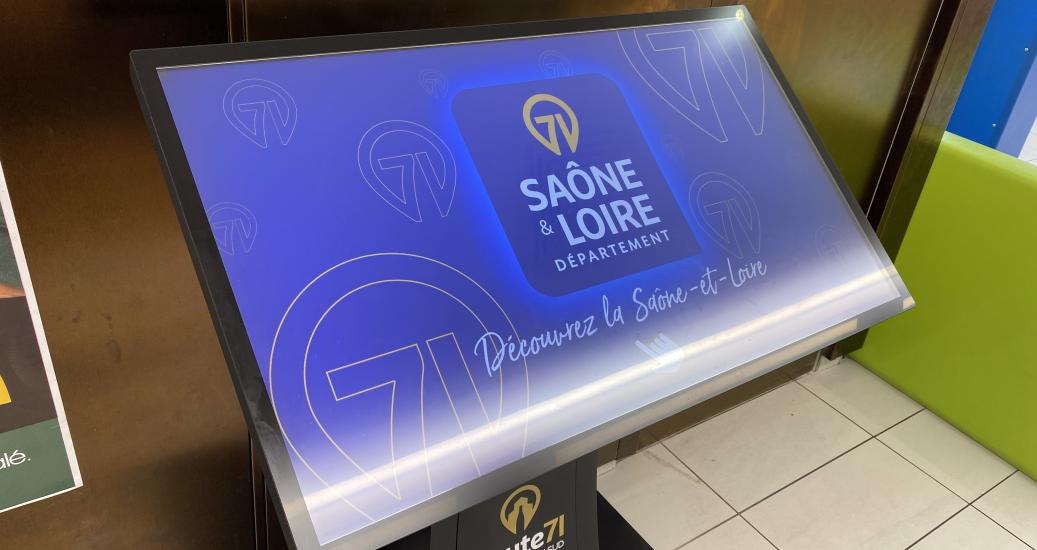 La stratégie d’implantation des bornes digitales touristiques sur les aires d’autoroutes