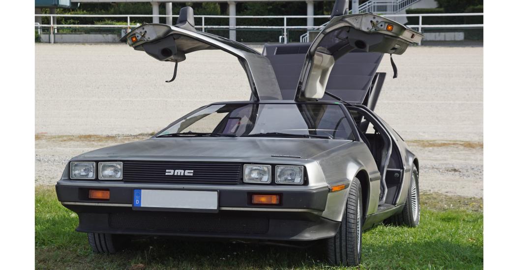 DeLorean DMC12