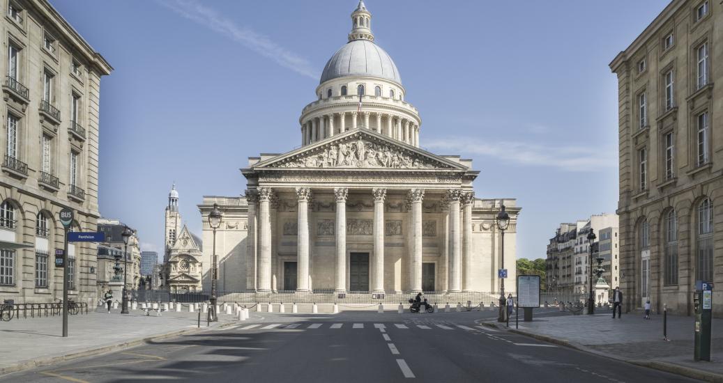 Panthéon vu depuis la rue Soufflot 