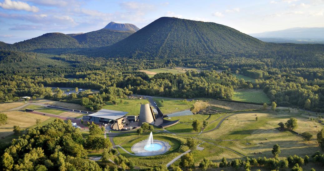 Vue aérienne de Vulcania © Vulcania - Joel Damase jusqu'en 2028