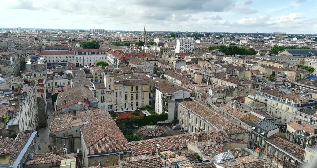 Tour Pey-Berland de Bordeaux : un joyau du gothique flamboyant