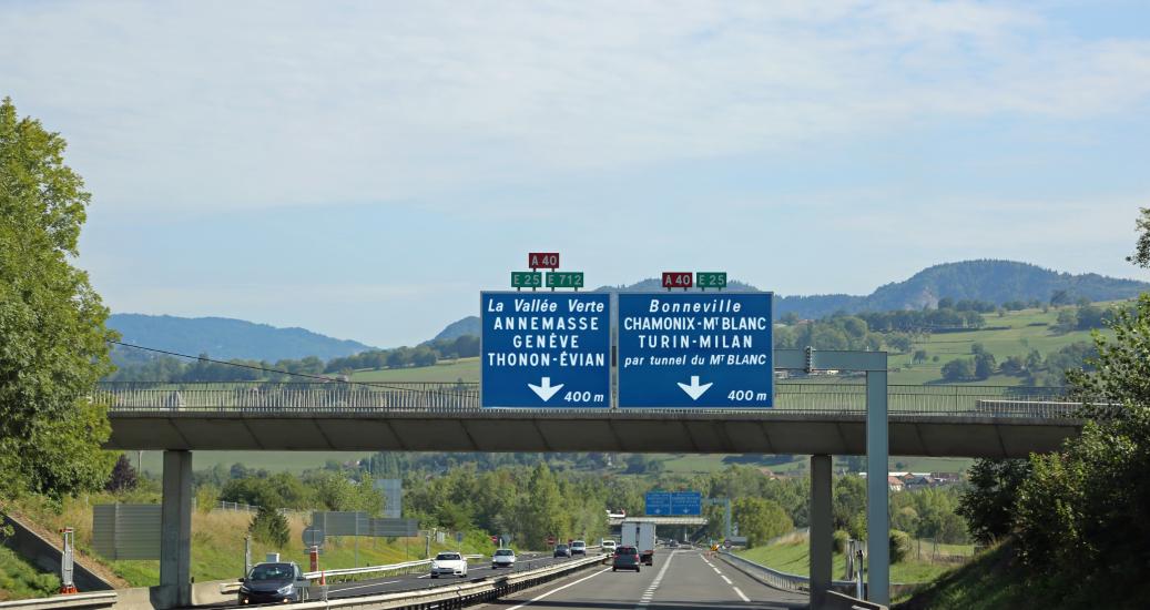 Panneaux A40 Genève Chamonix