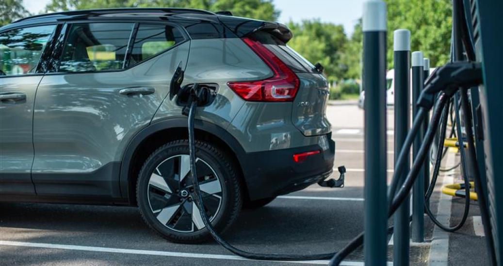  RECHARGE VEH ELECTRIQUE