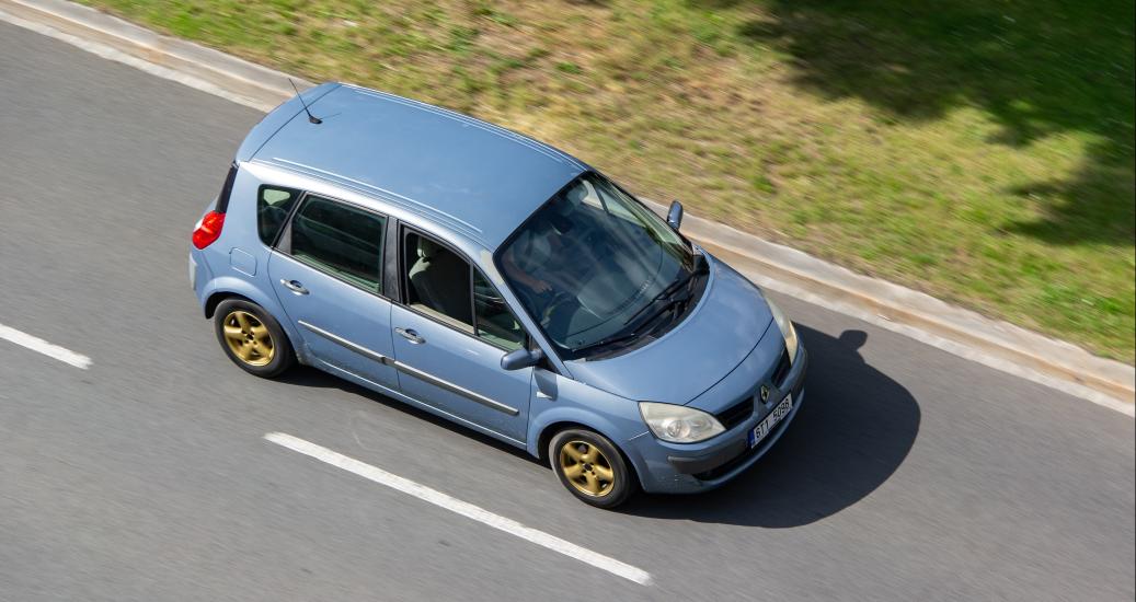 Le pari du pratique : pourquoi le Scénic a tout changé
