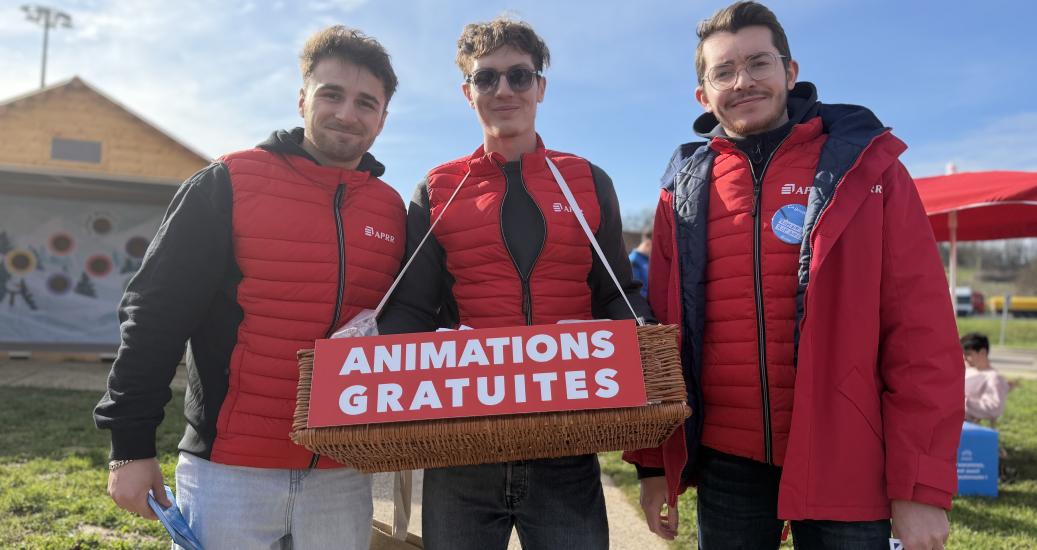 Les gilets rouges sur les aires