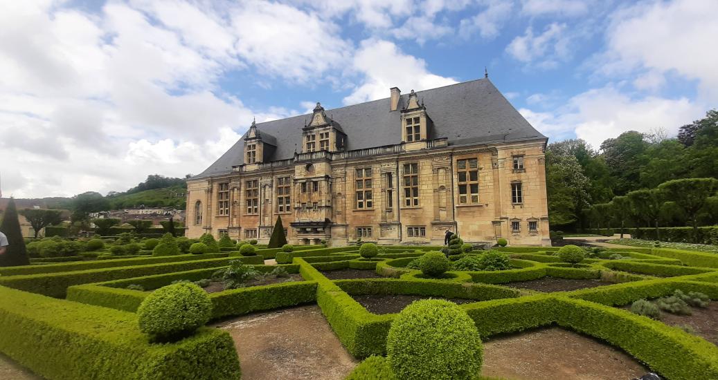 Joinville château du grand jardin