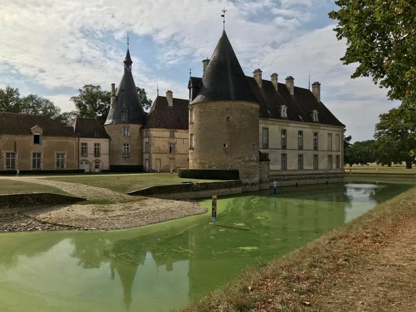 château-commarin-histoire-tourisme-patrimoine-bourgogne-autoroute-voyage