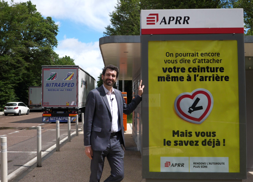 Campagne SR été 2021 Affiche sur une aire