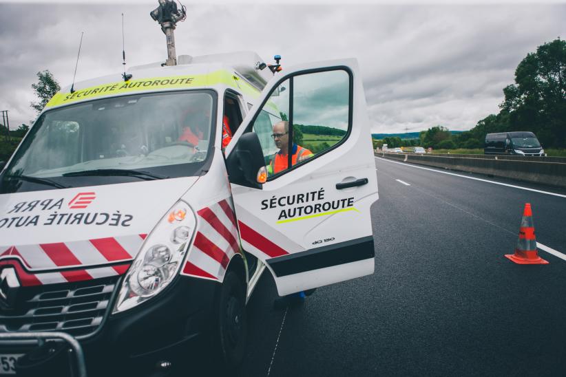 Véhicule patrouilleur