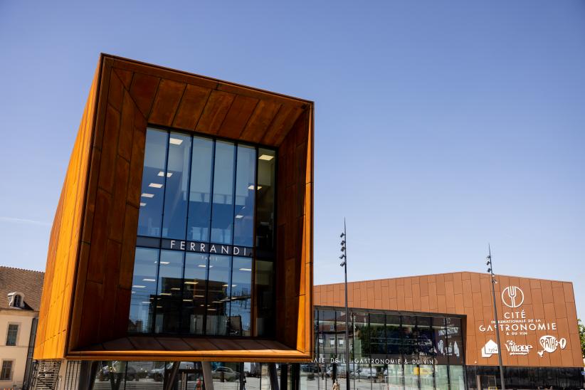 Le "canon de lumière" de la cité de la gastronomie et du vin de Dijon