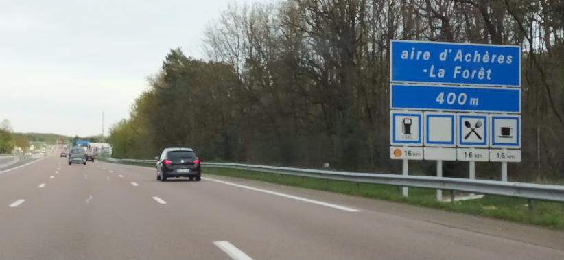 Aire d'Achères panneau - A6 direction Lyon