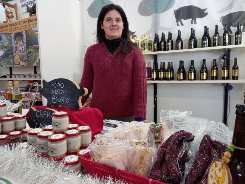 Elisa Urbano, productrice de charcuterie et de boissons épicées