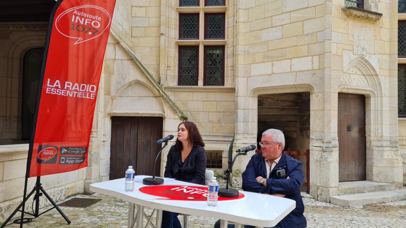 Laurent MORTIER & Aurore PROUDHON  Chargée d'actions éducatives 