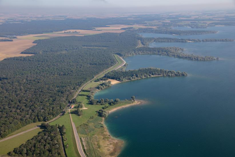 Vue aérienne du Lac d'Orient - Aube