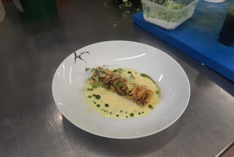 Le gâteau de moules Une spécialité au crémant de Bourgogne dévoilée par le chef Édouard Mignot