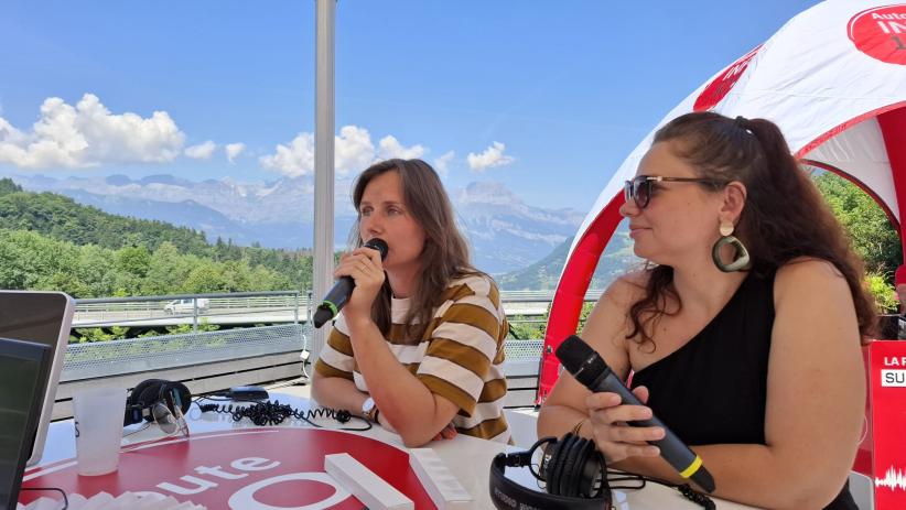 Lauriane Langellier, responsable de la ferme de Cupelin (à gauche) et Morgane Marc'h, co-présidente de l'union des commerçants