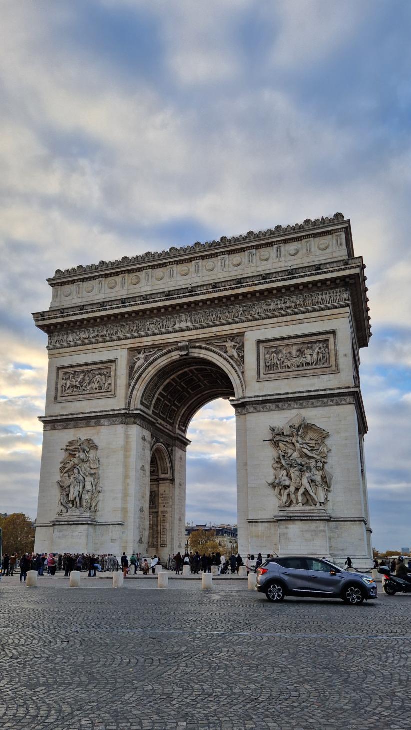 Arc de Triomphe - Paris
