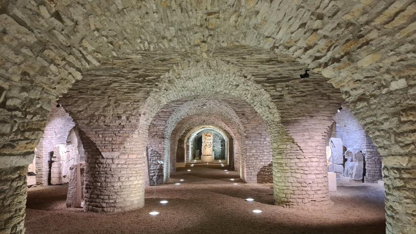 Musée Archéologie Dijon - salle capitulaire et scriptorium