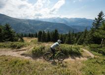 Un paysage parfait pour les randonnées ou les balades à vélo. ©APernet-OTValmeinier