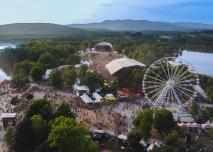 Vue aérienne du site des Eurockeennes (photo presse Eurockeennes)