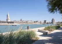 Tours de La Rochelle à l'embouchure du vieux port