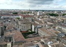 Tour Pey-Berland de Bordeaux : un joyau du gothique flamboyant