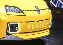 Renault R5