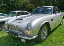 Aston Martin DB6 Mark 2
